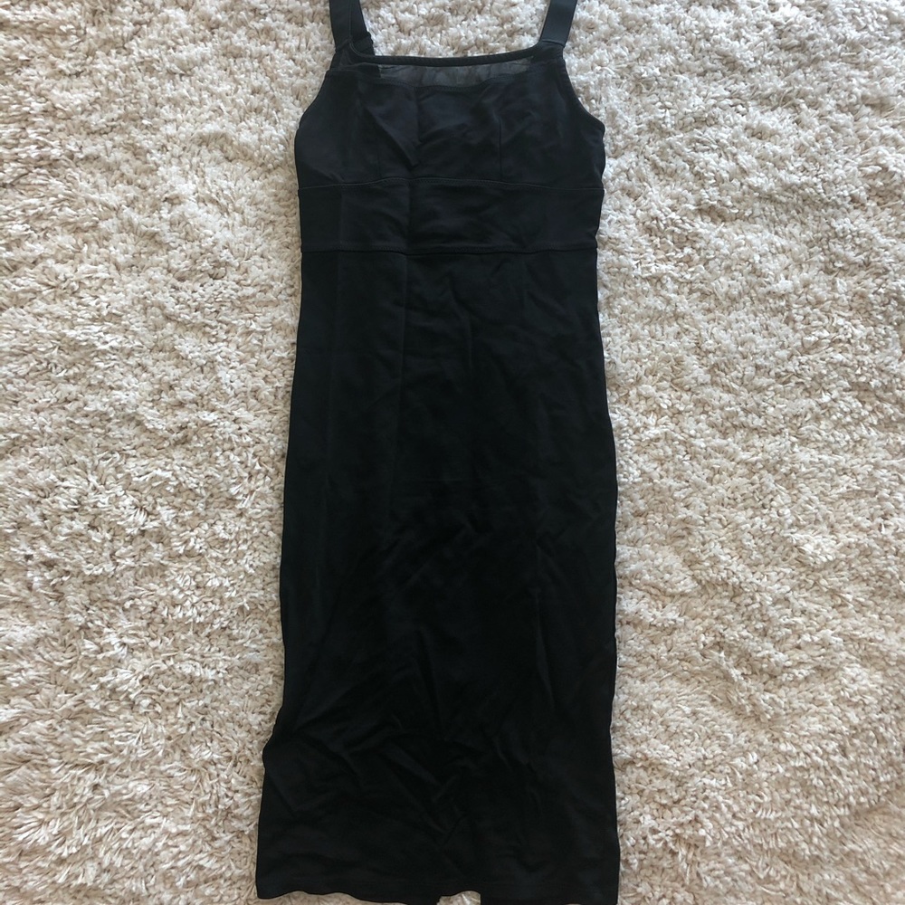 🌟Zara Bodycon Dress with slit in back